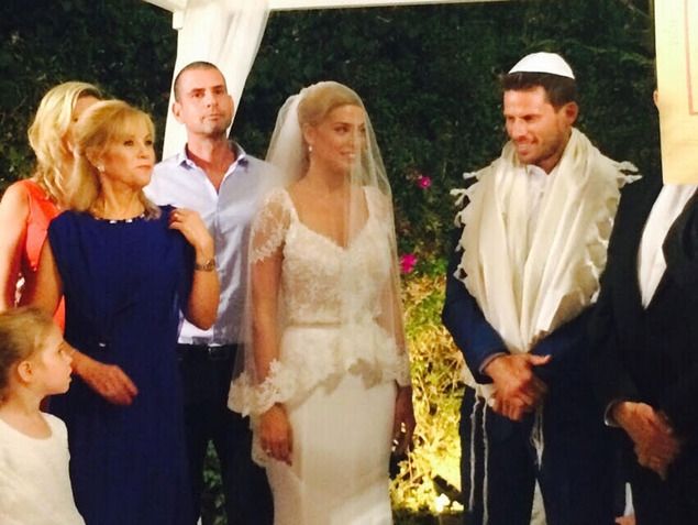 הצצה: שמלות הכלה של שיר מורנו 1